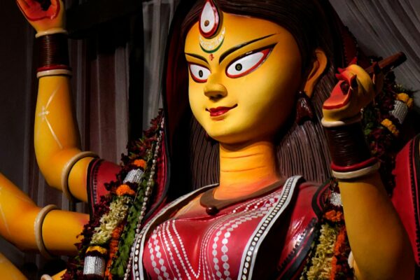 नवरात्रि का आठवाँ दिन – माँ महागौरी