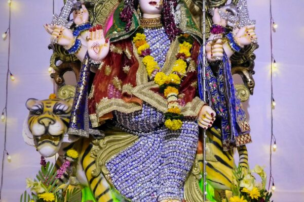 नवरात्रि का चौथा दिन – माँ कूष्मांडा की पूजा विधि, कथा और महत्व